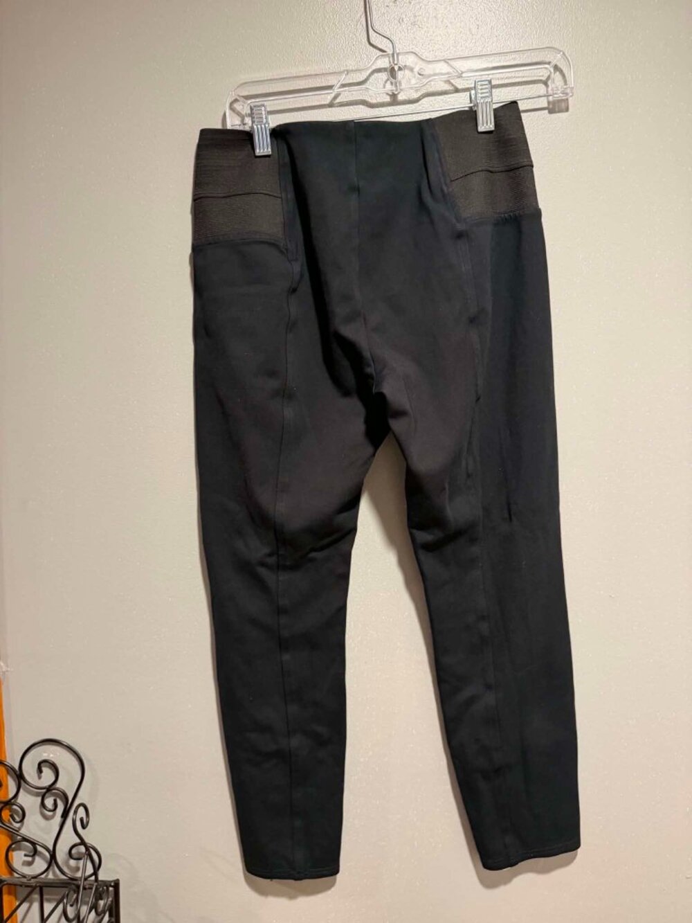 The Limited Cropped Pants Size Small